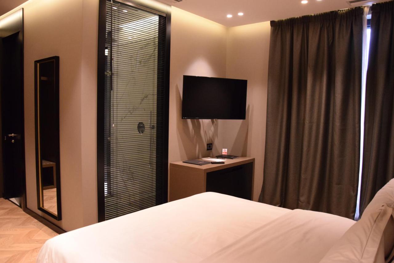 Unik Hotel 4*